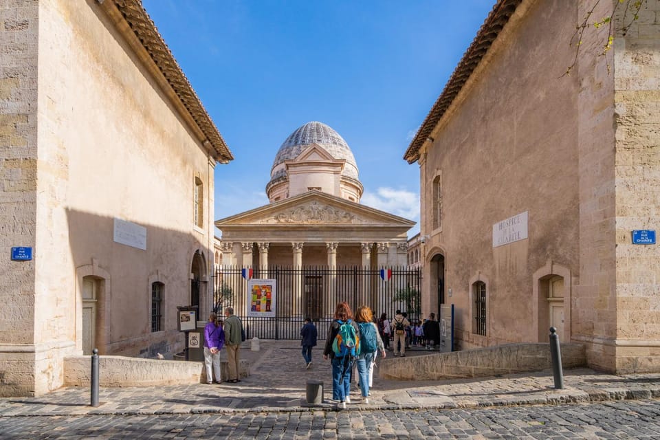 Les Instants Précieux - Vieux Port - Clim - 7p Apartment in Marseille
