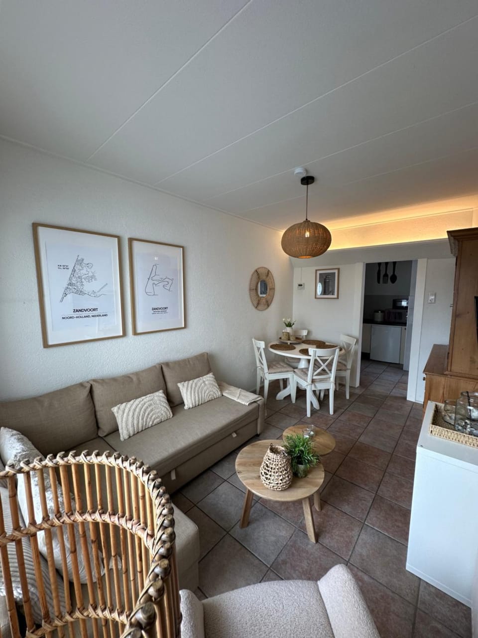 Living room, Seating area, pet friendly
