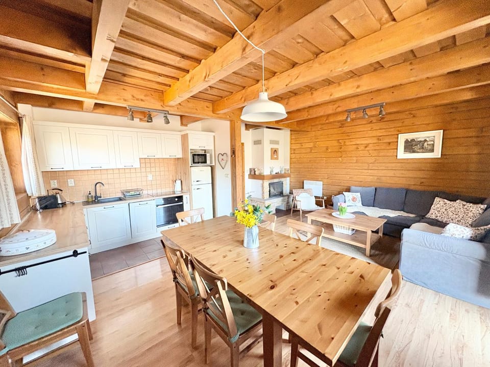 Living room, Seating area, Dining area, dishwasher, oven, pet friendly, stove