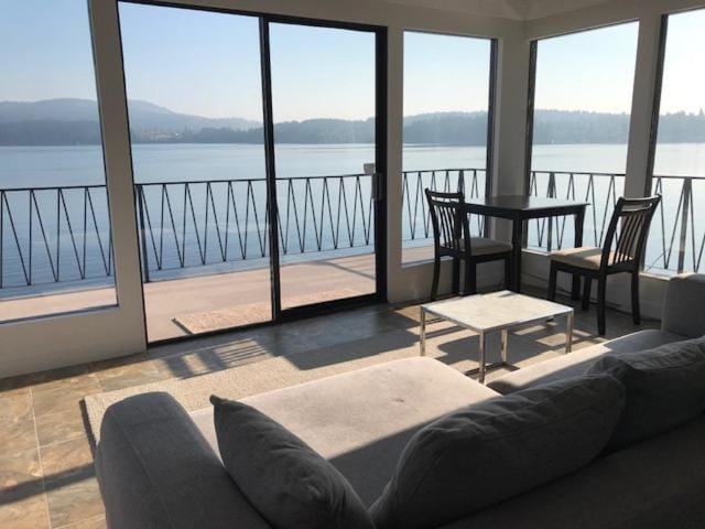 Ocean Front Retreat with Stunning Water Views Villa in Southern Gulf Islands