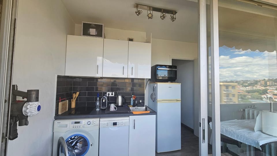 Studio proche mer et centre ville Apartment in Cagnes-sur-Mer