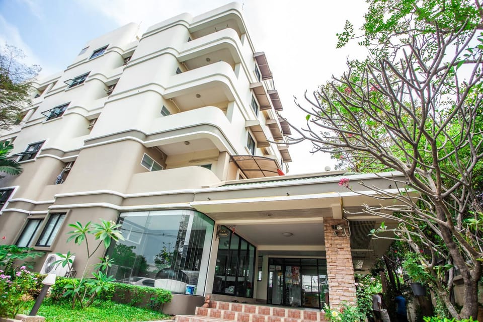 Property building, Lobby or reception