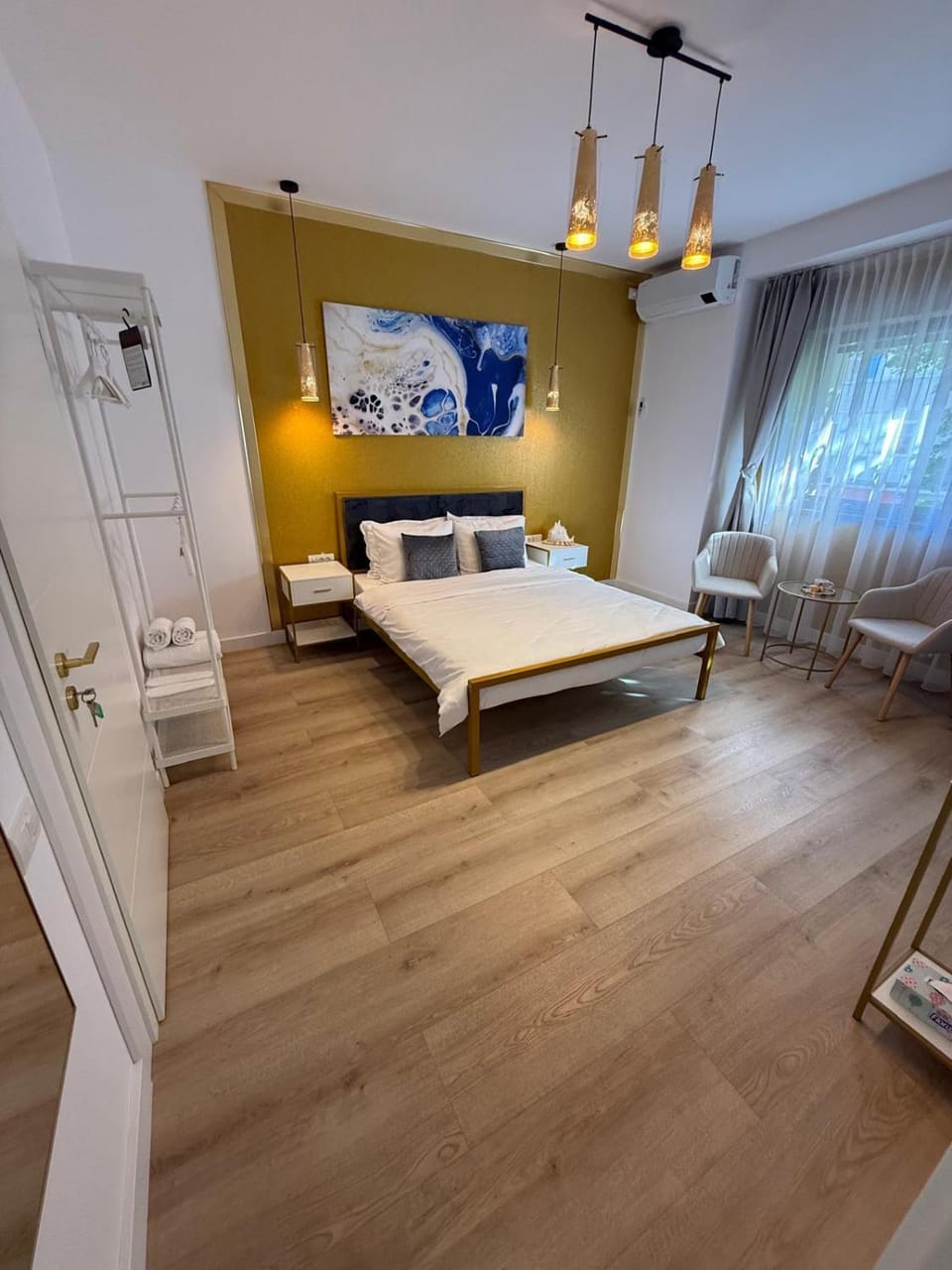 Photo of the whole room, Bedroom, Certificate/Award, Certificate/Award, internet, pet friendly, pet friendly, shuttle