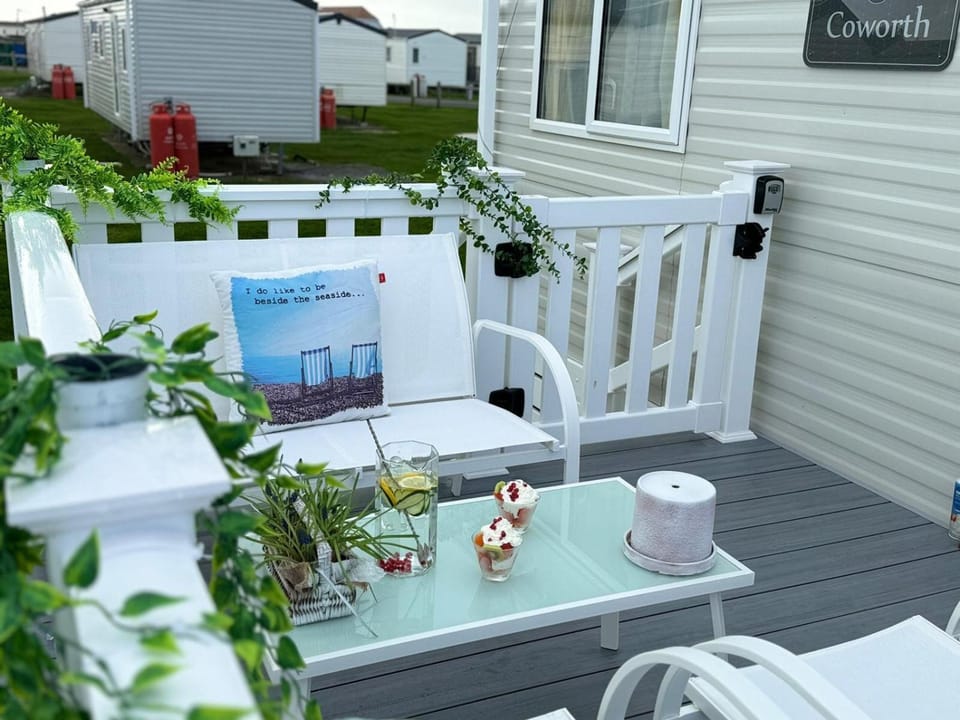 Balcony/Terrace, Seating area, Bedroom
