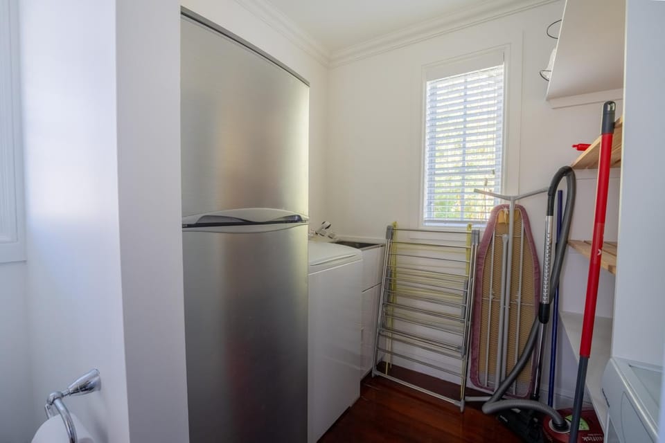 Toilet, towels, laundry, washing machine, dryer