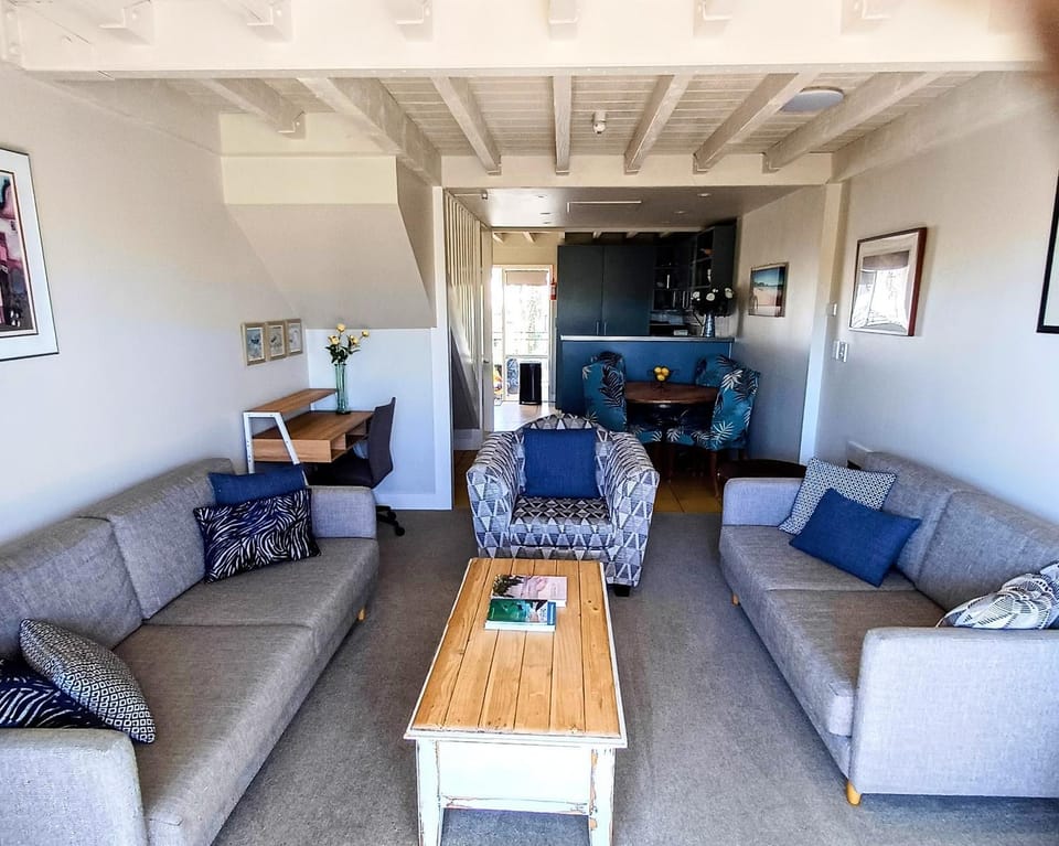 Living room, Sea view