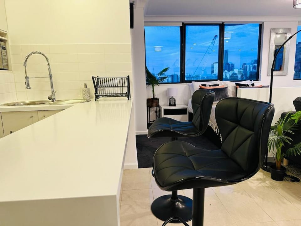 CBD High Rise River CityWalk FreeParking Wi-Fi Apartment in Brisbane City