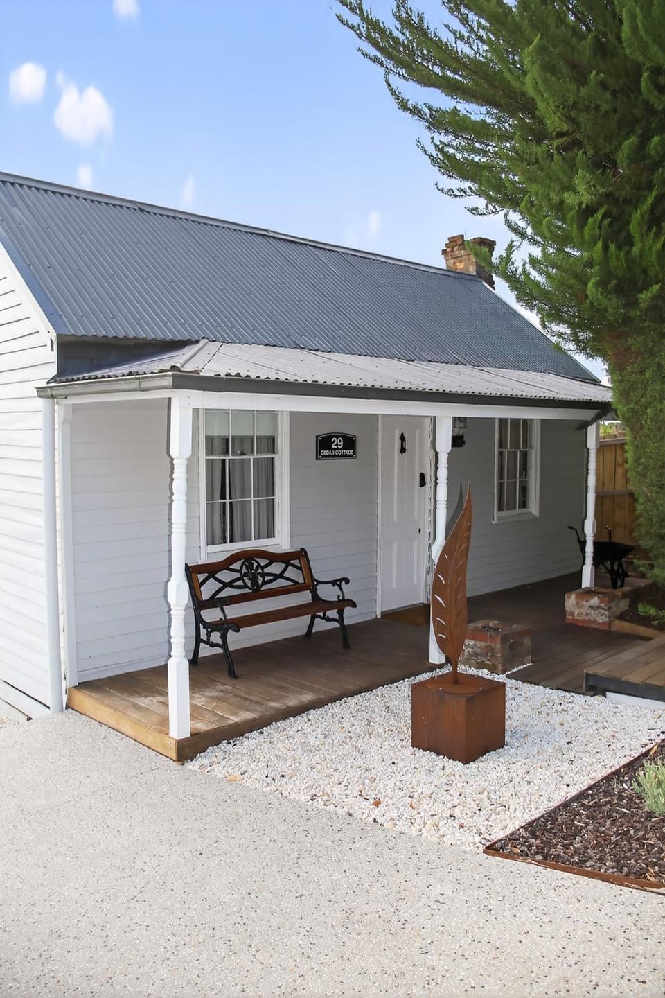 Property building, Facade/entrance