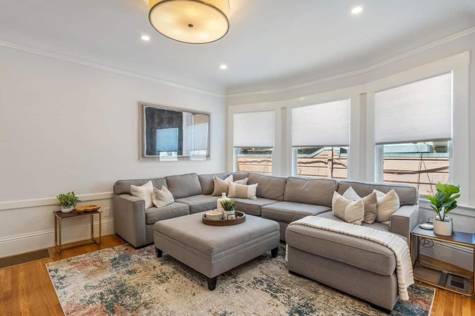 Seventeenth Avenue City Retreat House in San Francisco