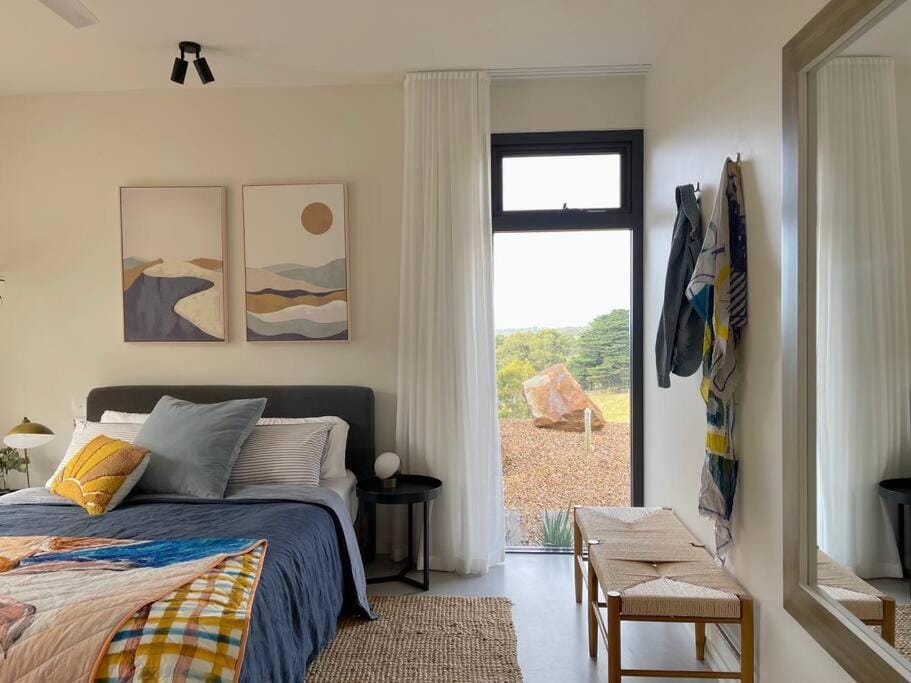 The Studio Red Hill Apartment in Red Hill