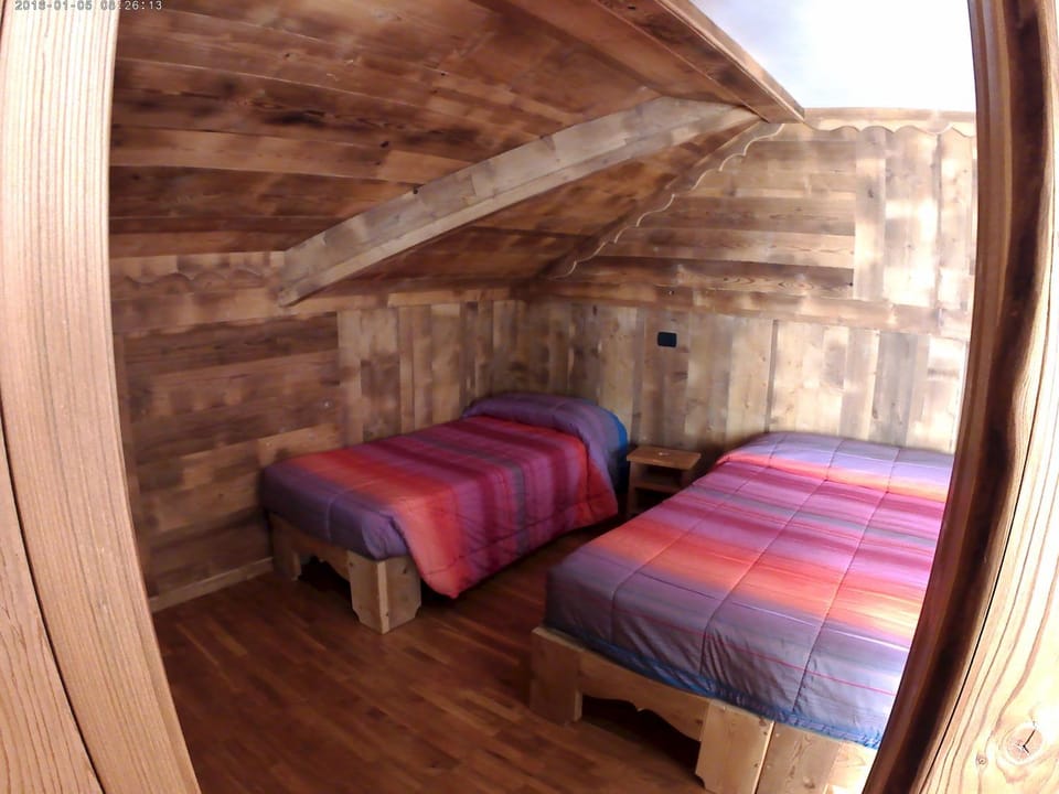 Bed, Bedroom, Family