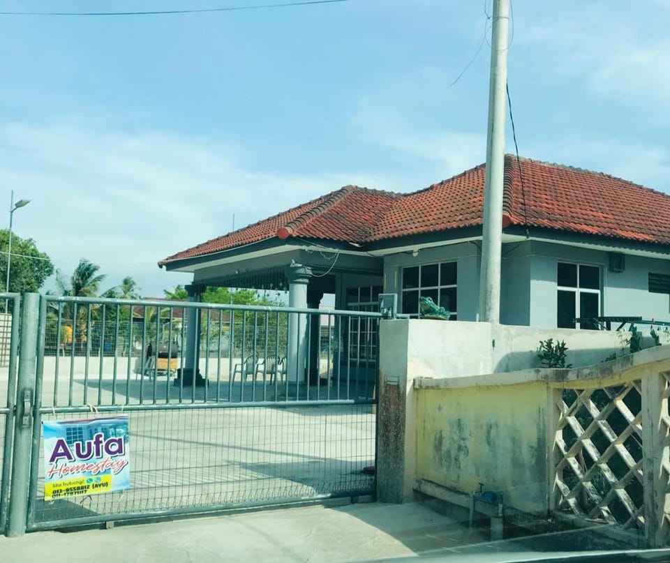 Aufa Homestay Besut House in Besut