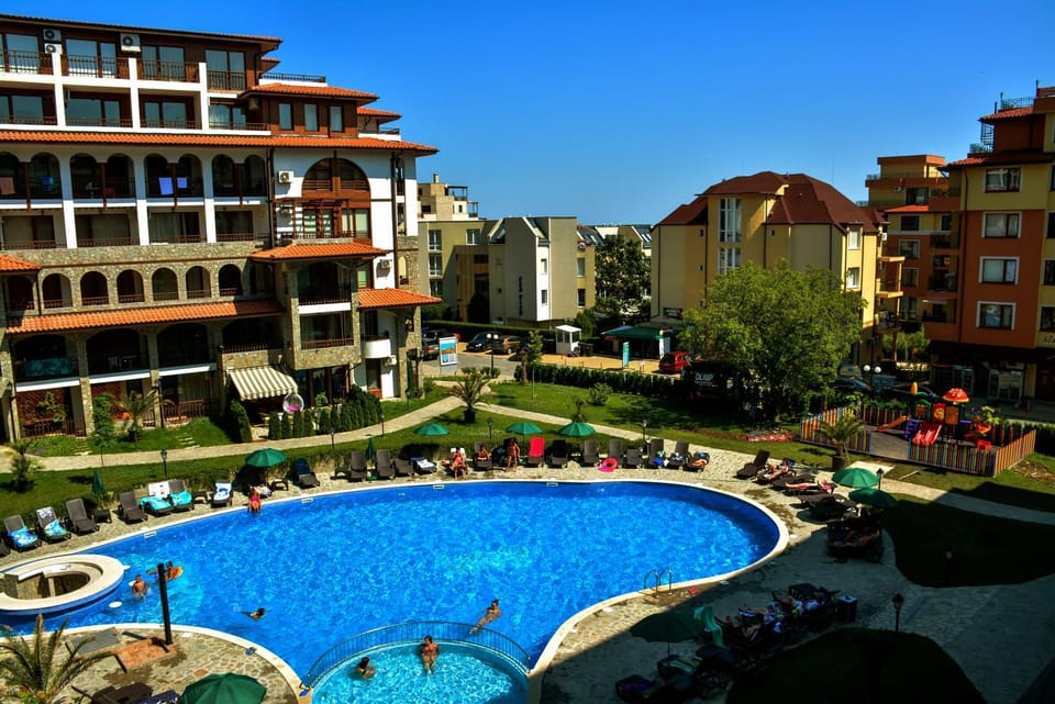 Garden, Pool view, Swimming pool