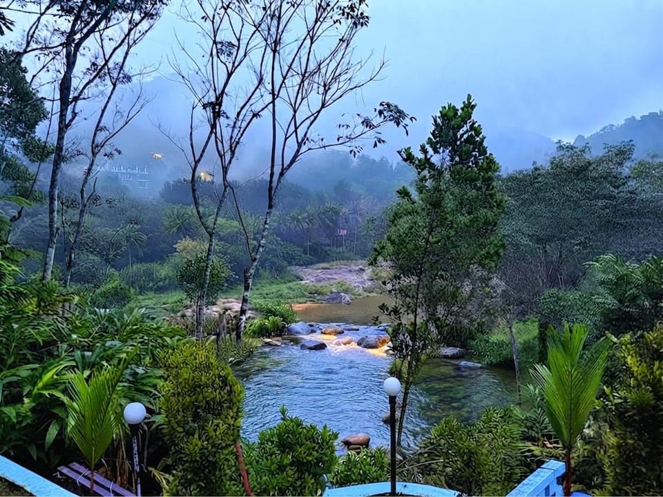 Misty valley Private Pool Villa Munnar Hotel in Kerala