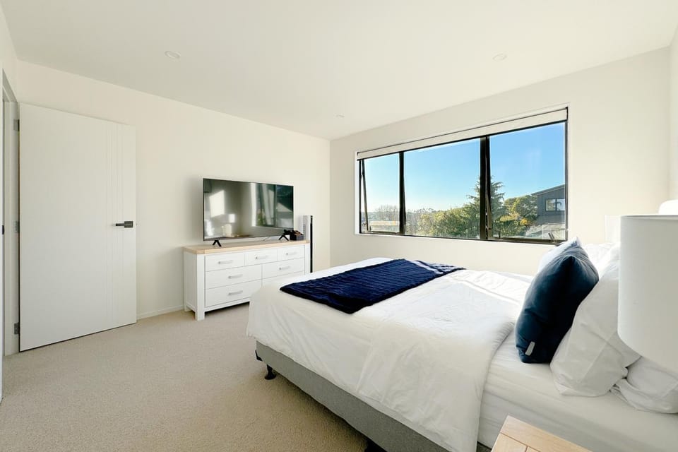 Stunning Three bedroom Unit in Forrest Hill Villa in Auckland