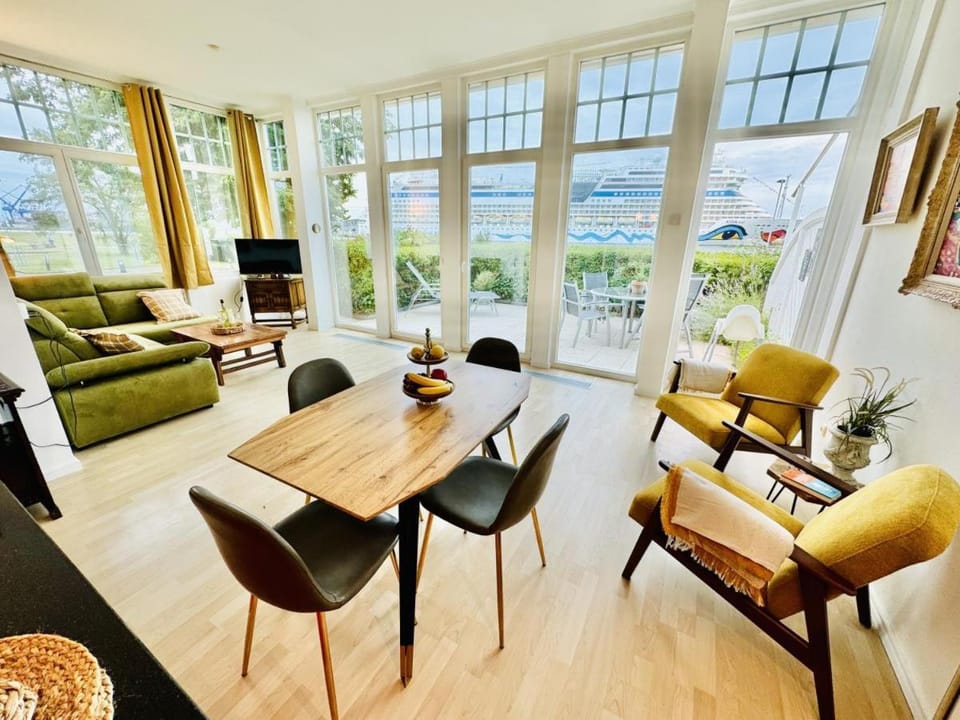 Lotsenhaus, Atelier Meerblick Apartment in Mecklenburg-Vorpommern, Germany