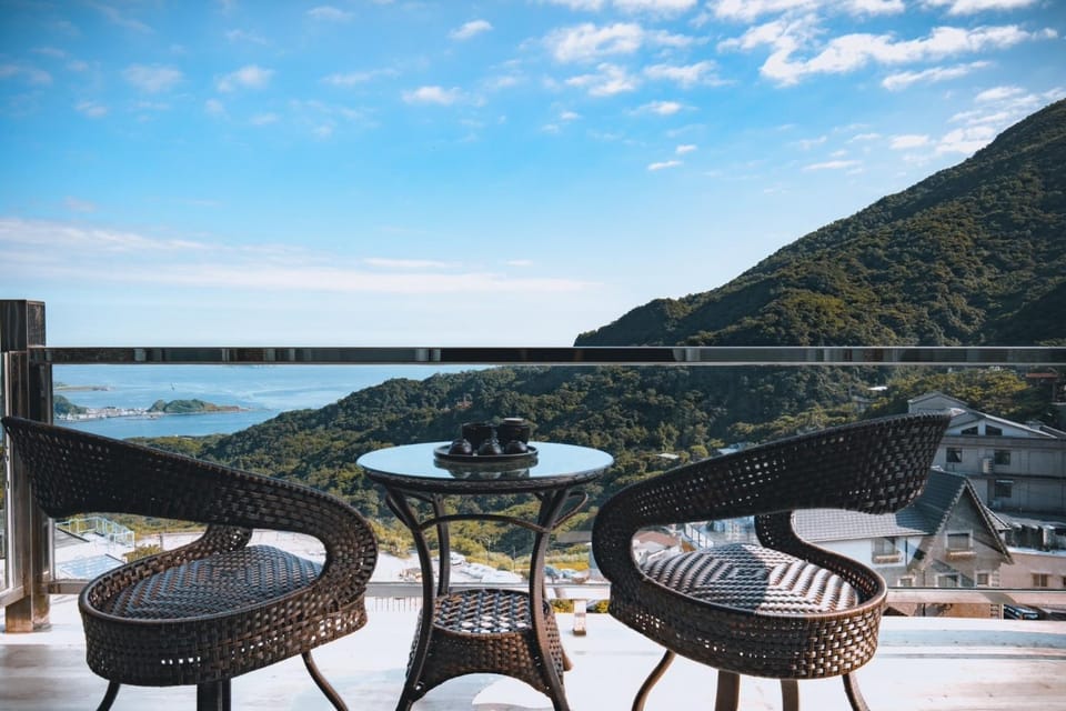 Balcony/Terrace, Mountain view, Sea view