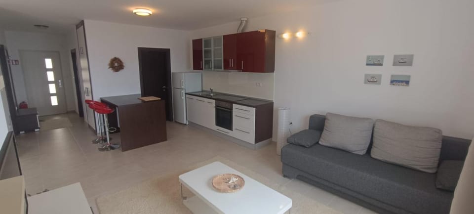 Stara Gavza 169 Cres , 150 meters from the beach Apartment in Cres