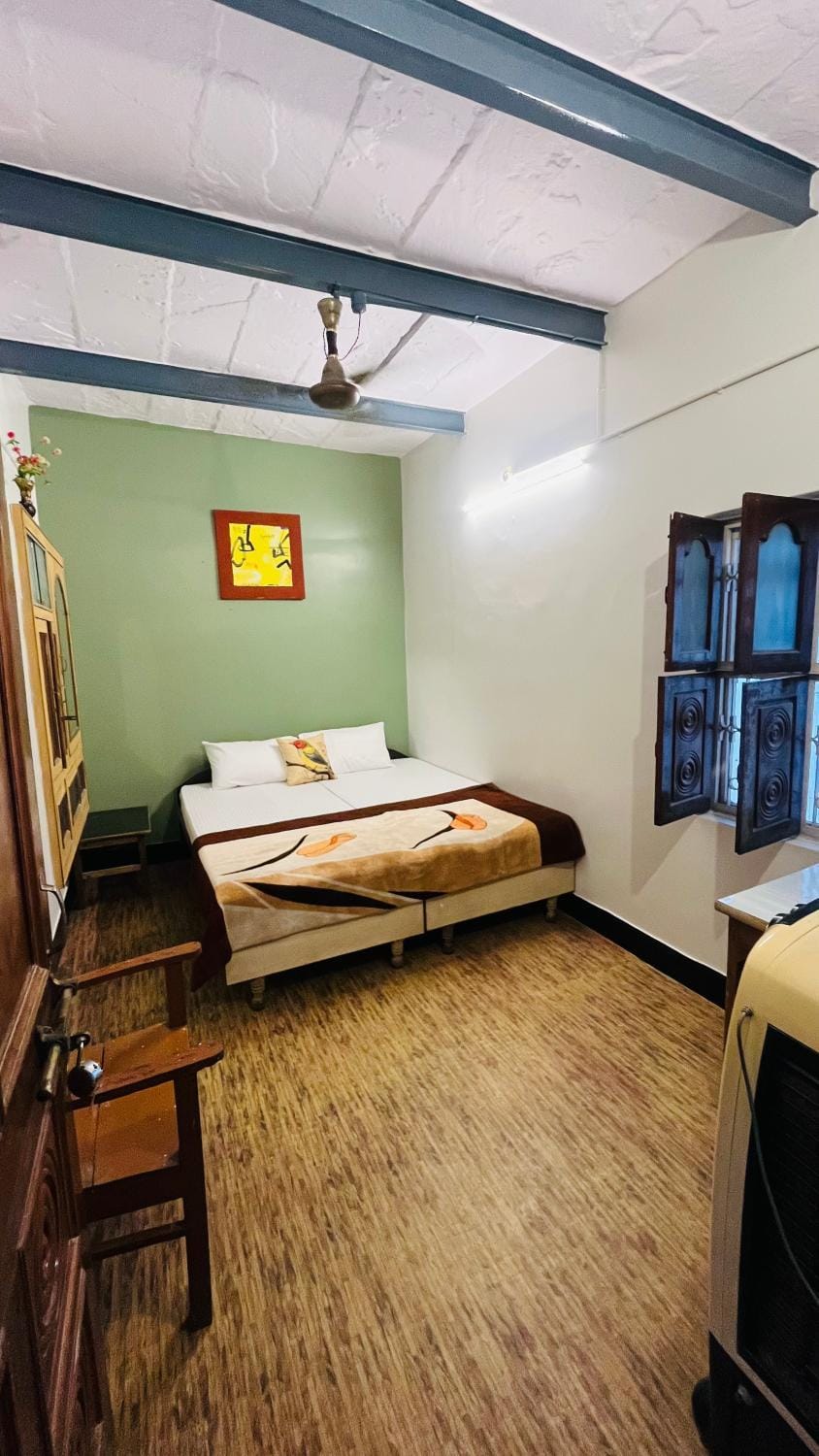 YOU and I CAFE Vacation rental in Varanasi