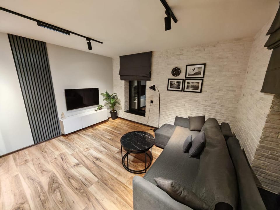 Communal lounge/ TV room, Communal lounge/ TV room, TV and multimedia, Living room, Seating area