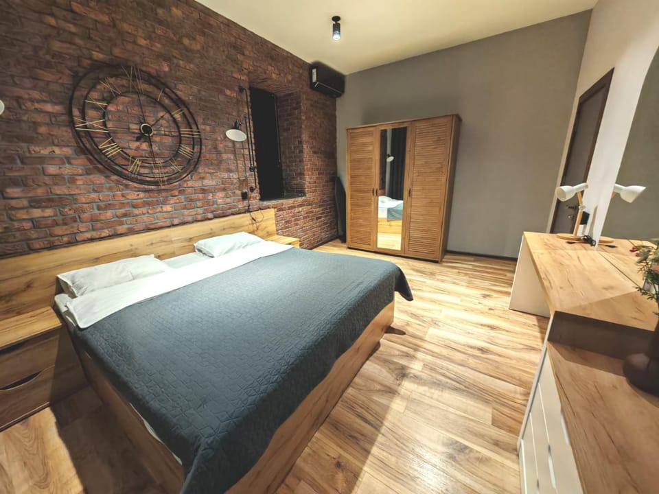 Bed, Bedroom, air conditioner