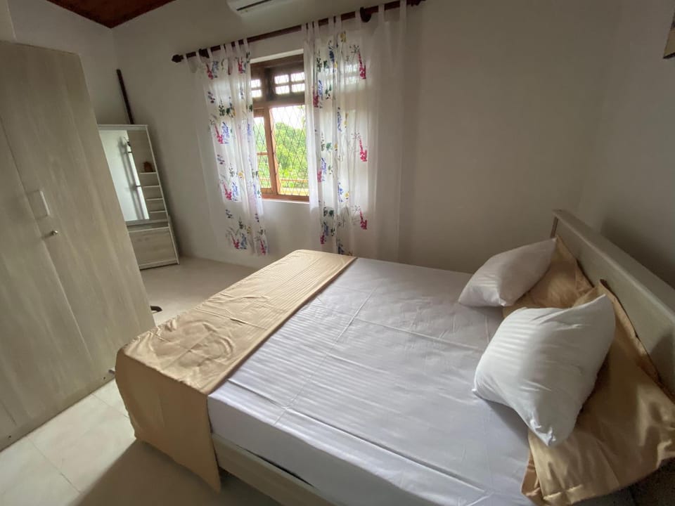 Mountain Breeze Uplands Villa in Kandy