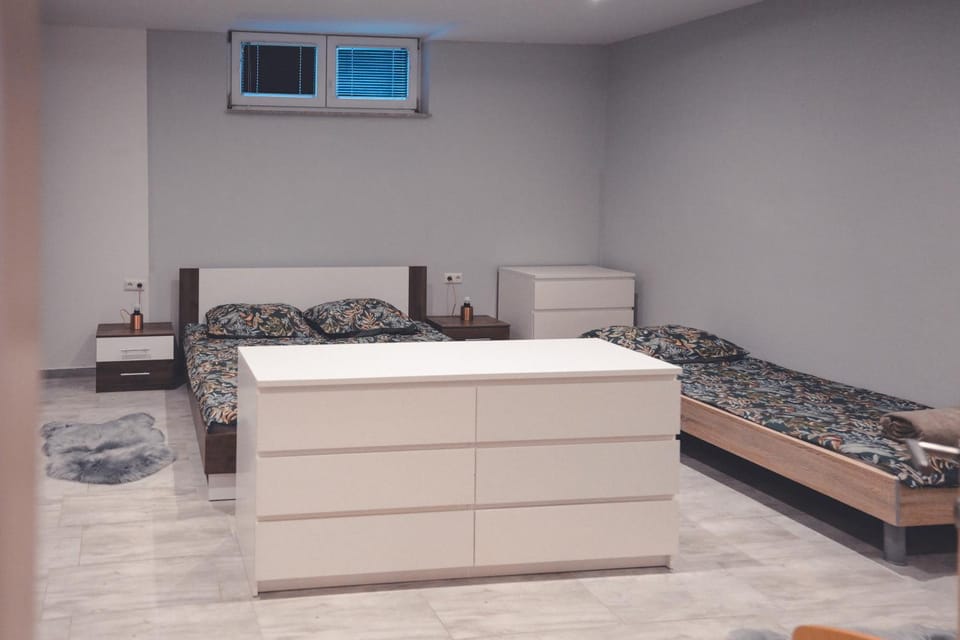 Bed, Photo of the whole room, Bedroom, wardrobe