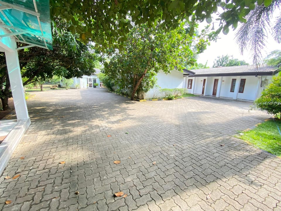 Premium Cottages B&B Bed and Breakfast in Sri Lanka
