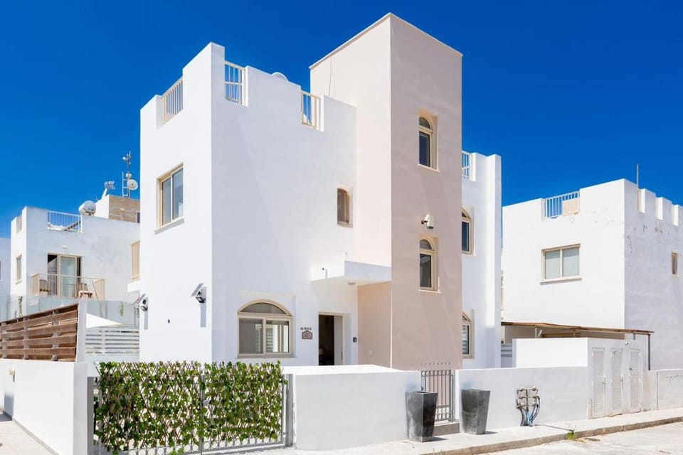 La Villa - Protaras Villa in Paralimni
