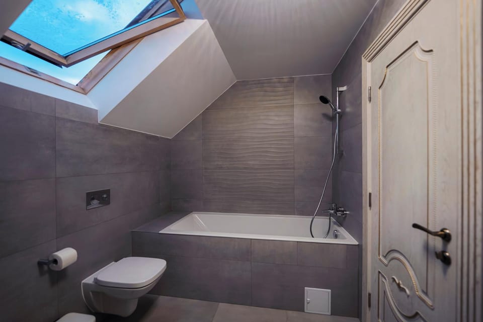 Toilet, Bathroom
