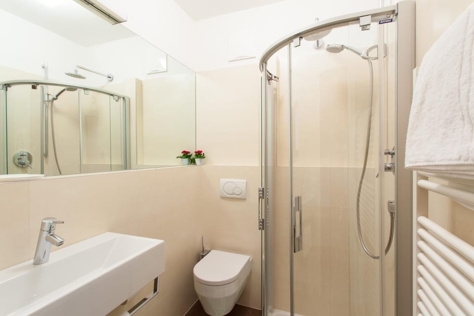 Shower, Bathroom, Photo of the whole room