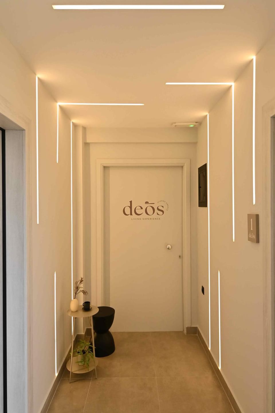 Deos living experience 1 Apartment in Athens
