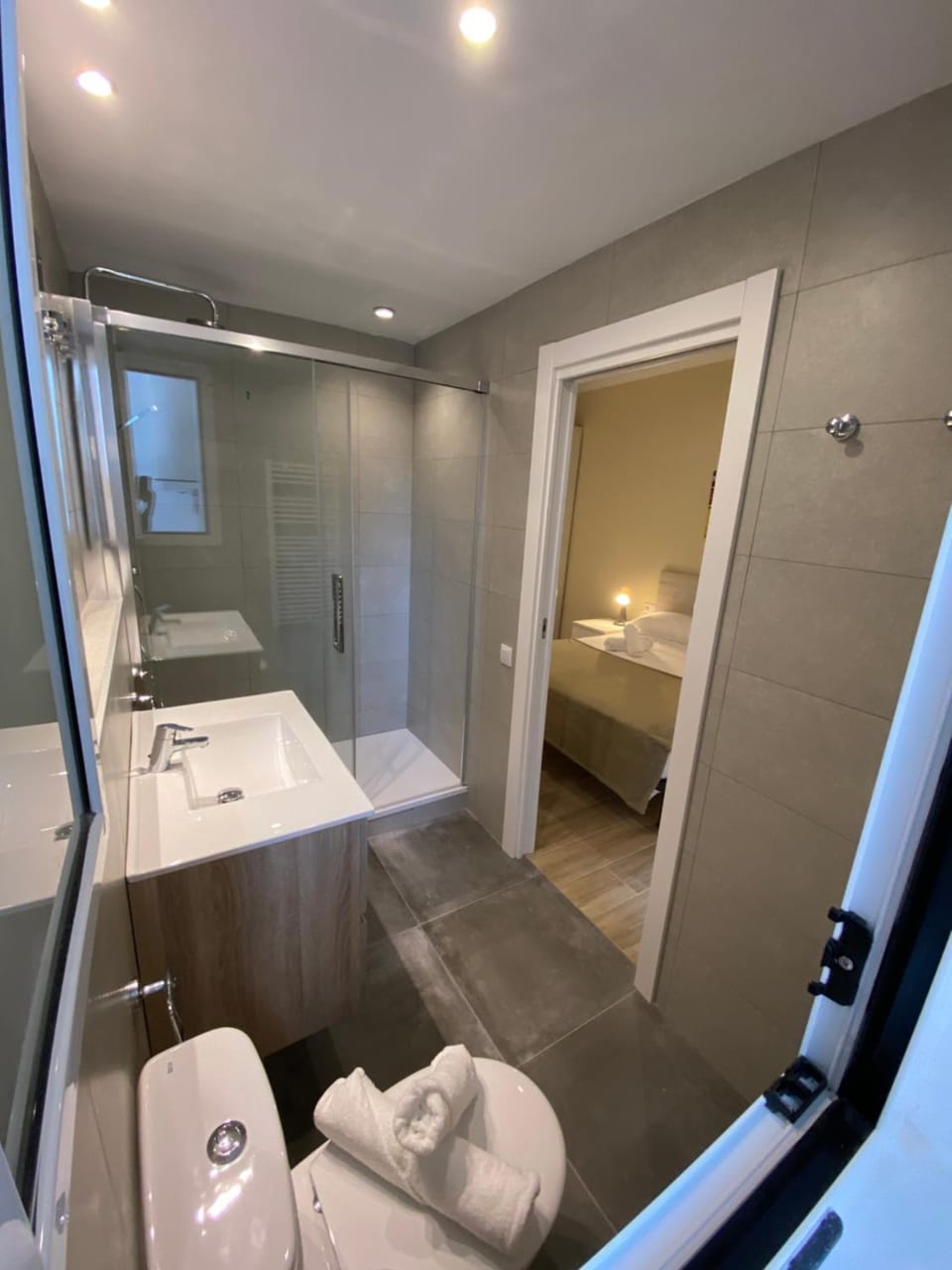 RIUS33 - Huge & Spacious Apartment in Montjuic Apartment in Barcelona