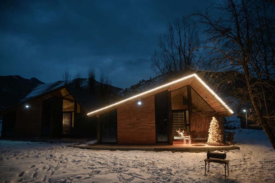 Cozy Wooden House near Gudauri Apartment in Georgia