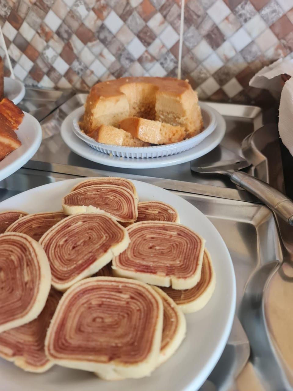Food and drinks, Food, Breakfast, Continental breakfast