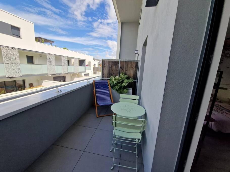 Patio, View (from property/room), Balcony/Terrace