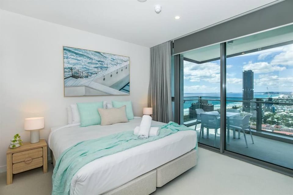 Bliss At Signature Apartment in Mermaid Waters
