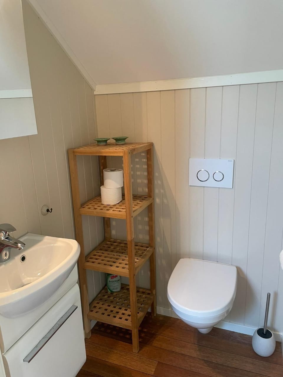 Modern Fishermans Cabin Cabin in Lofoten