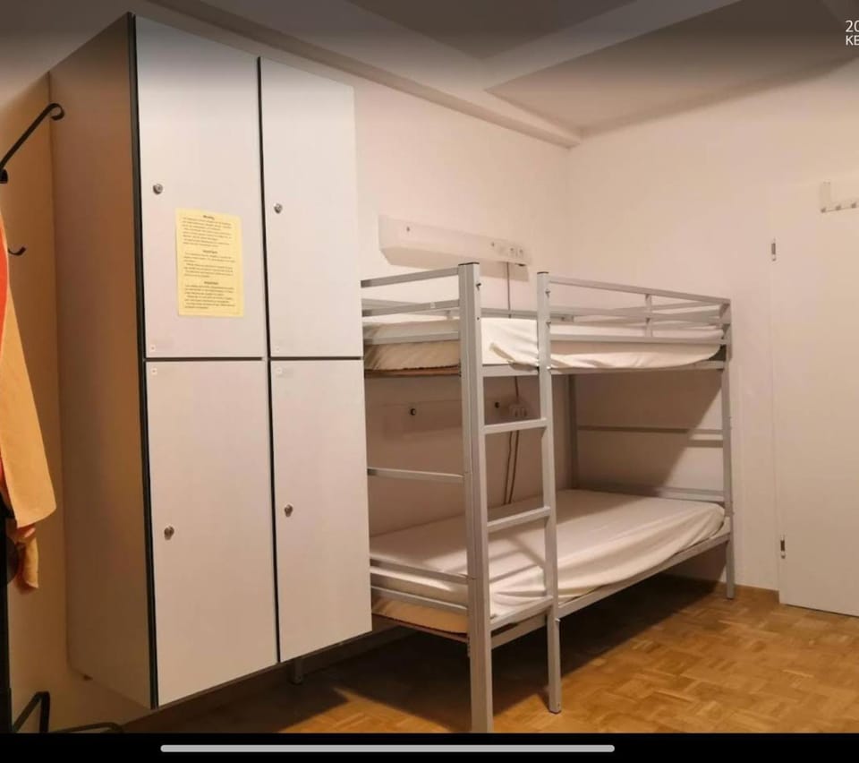 Bed, bunk bed