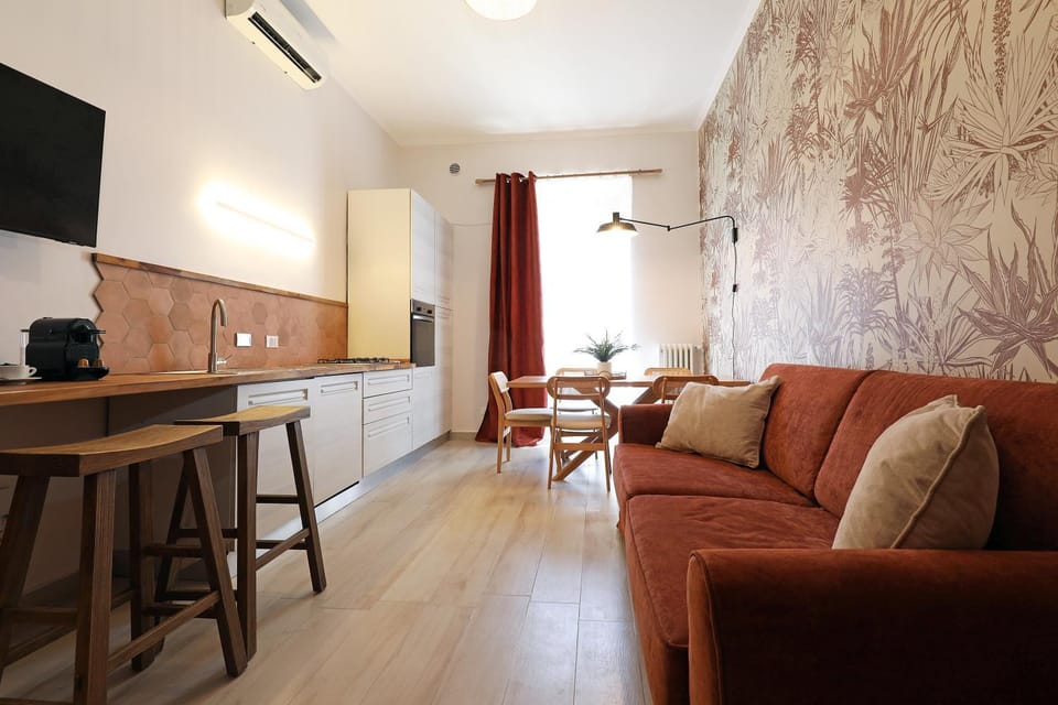 TV and multimedia, Kitchen or kitchenette, Living room, Seating area, Dining area, oven