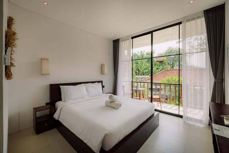 Bed, View (from property/room), Bedroom, towels