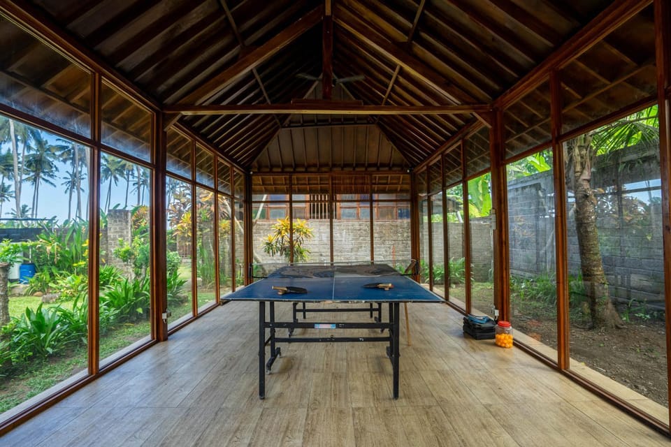 Table tennis