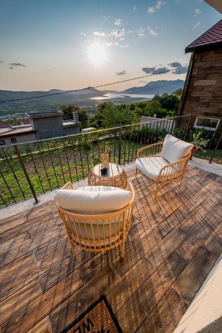 Case del Tramonto Villa in Kotor Municipality