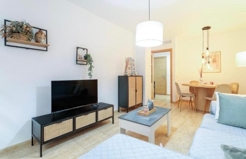 Alicante Centrum - Train Station Apartment in Alicante