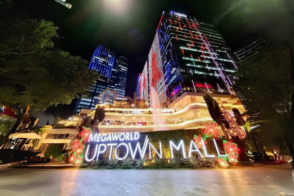 BGC Staycation: 1BR Condo Uptown Area #ournw12d House in Makati