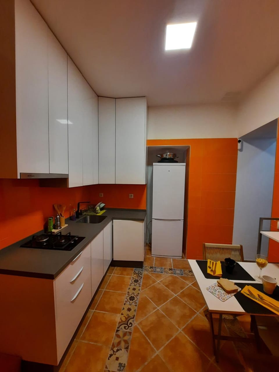 Kitchen or kitchenette, minibar, pet friendly, stove
