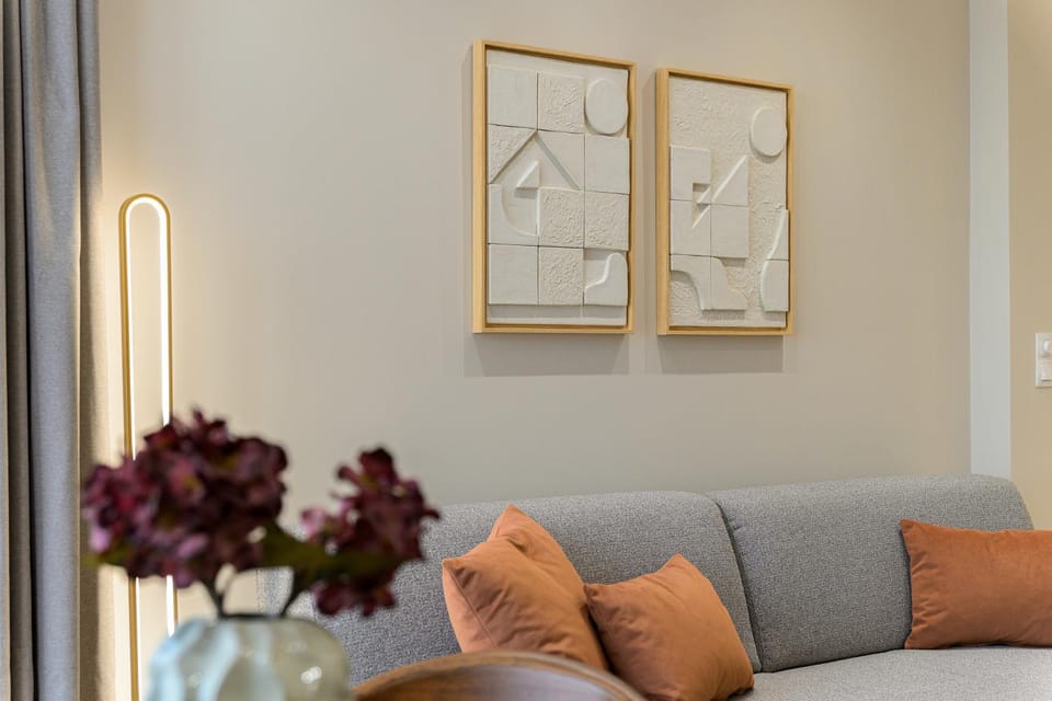 Living room, Decorative detail, Seating area