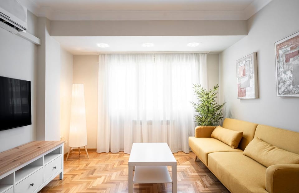 TV and multimedia, air conditioner
