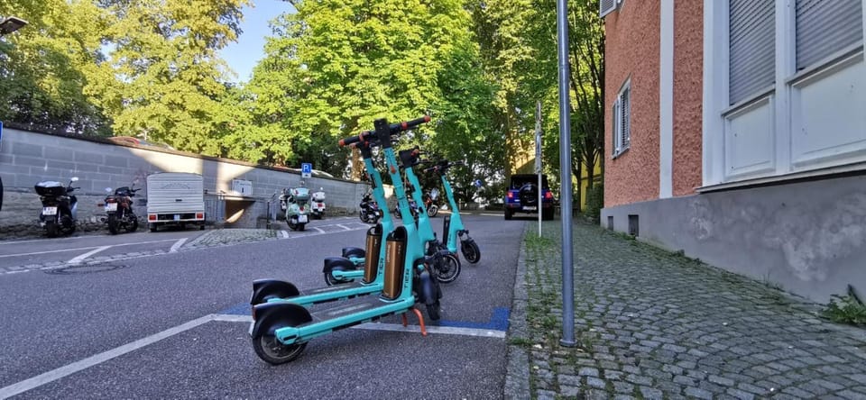 Neighbourhood, Cycling