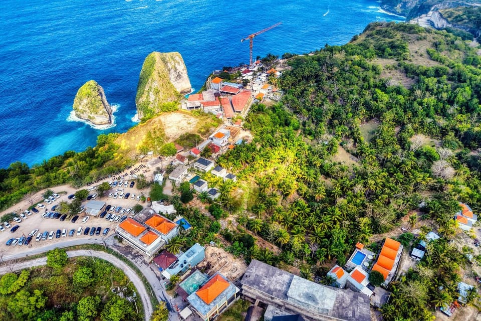 Nearby landmark, Bird's eye view
